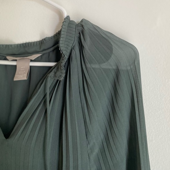H&M Pleated Blouse Turquoise - Picture 3 of 4